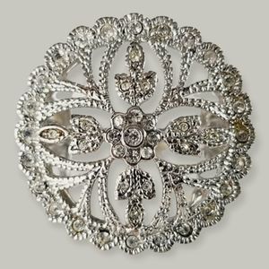 Vintage Floral Rhinestone Ring Silver Tone SZ 7 3/4